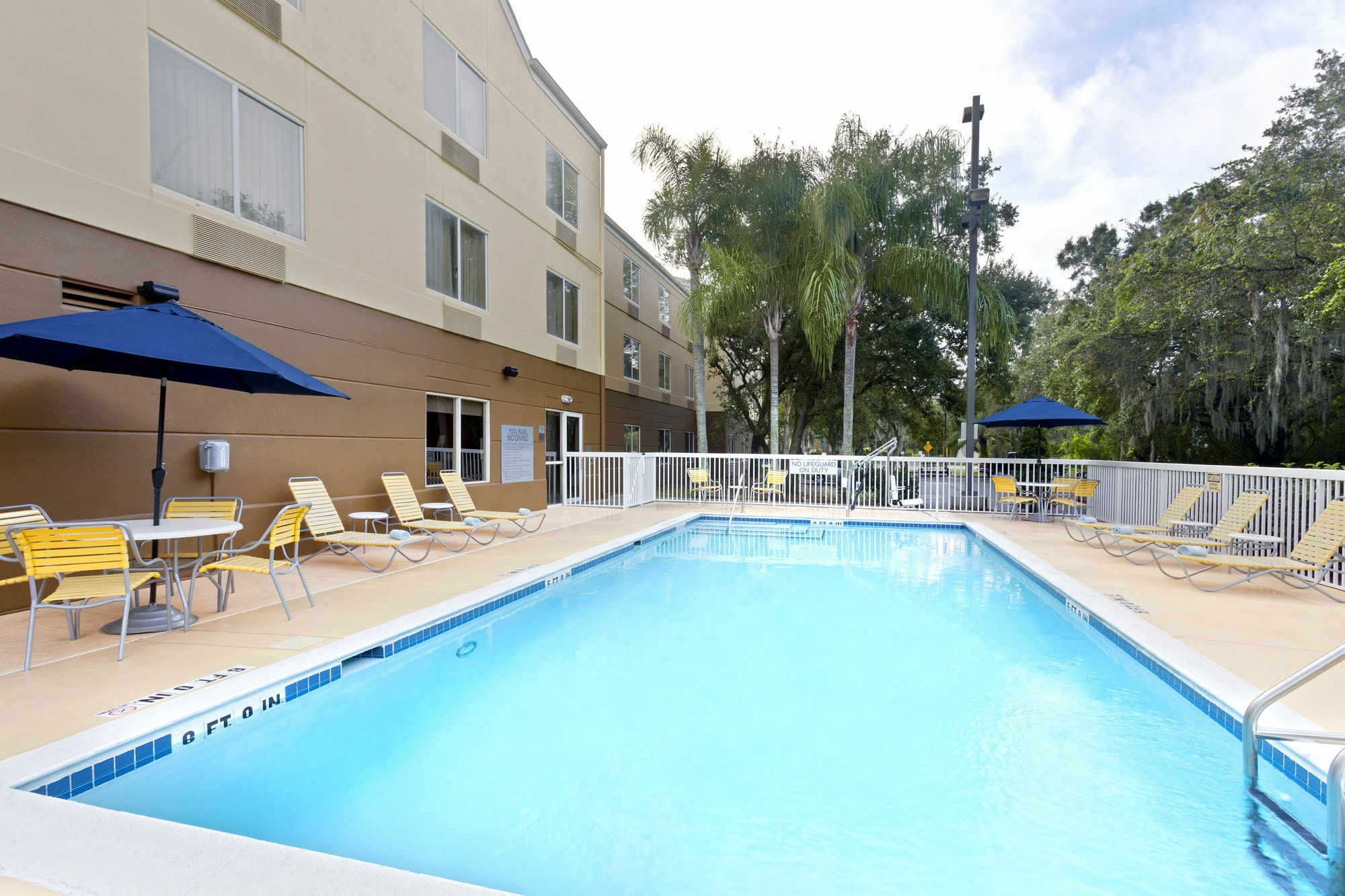 Fairfield Inn And Suites By Marriott Tampa Brandon Heartland Bagian luar foto